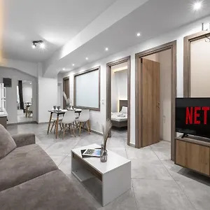  Daire Adelle Apartments, The Luxury