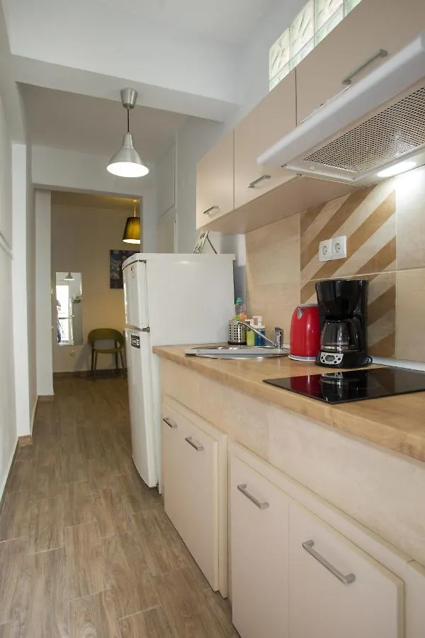 Central Studio Flat Thessaloniki